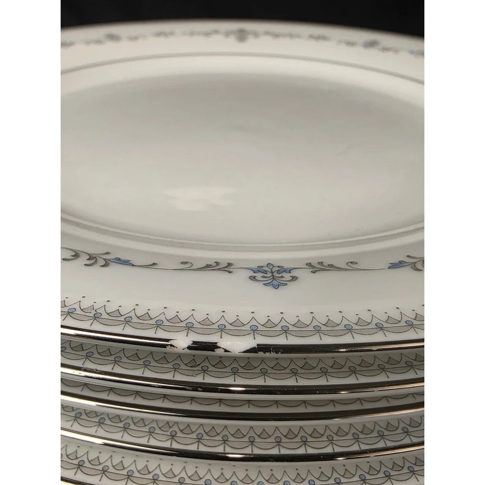 Noritake Maria 6675 Dinner‎ Plates Blue Floral Platinum Trim Japan Replacement